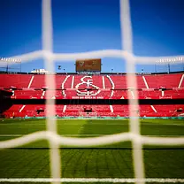 Sevilla FC: Tour pelo Estádio Ramón Sánchez-Pizjuán com audioguia e acesso ao campo