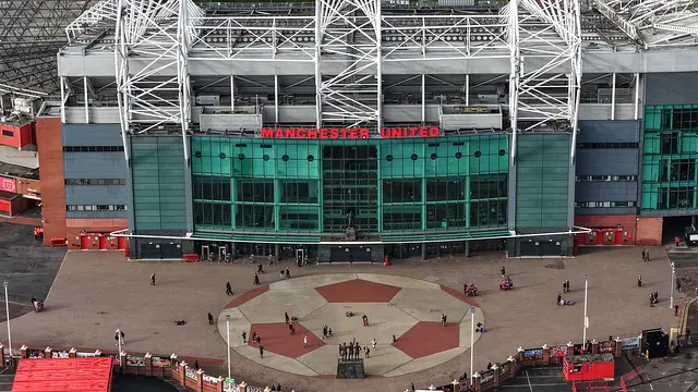 Old Trafford : l'extérieur du stade