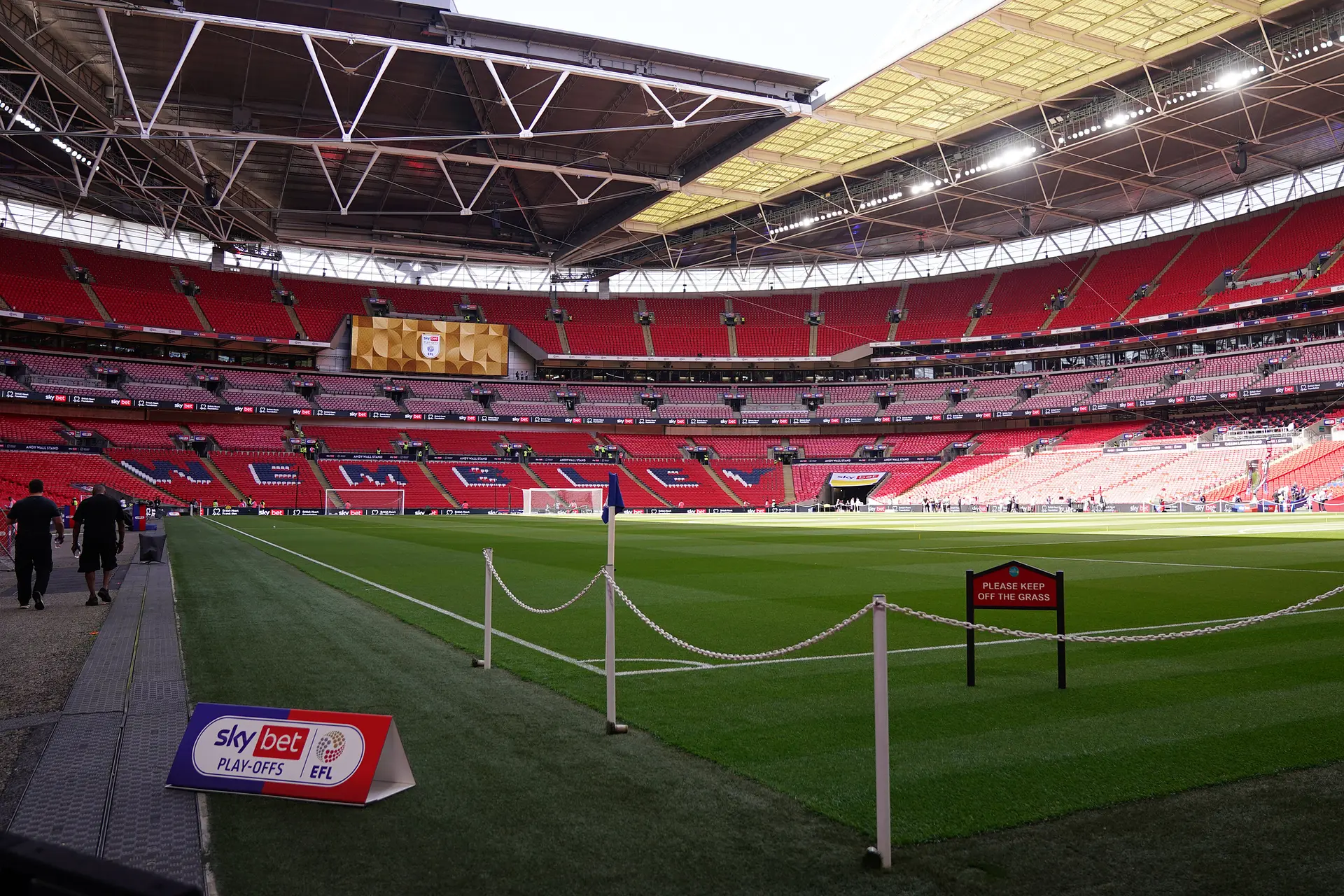 Wembley Stadium: das Stadion von innen