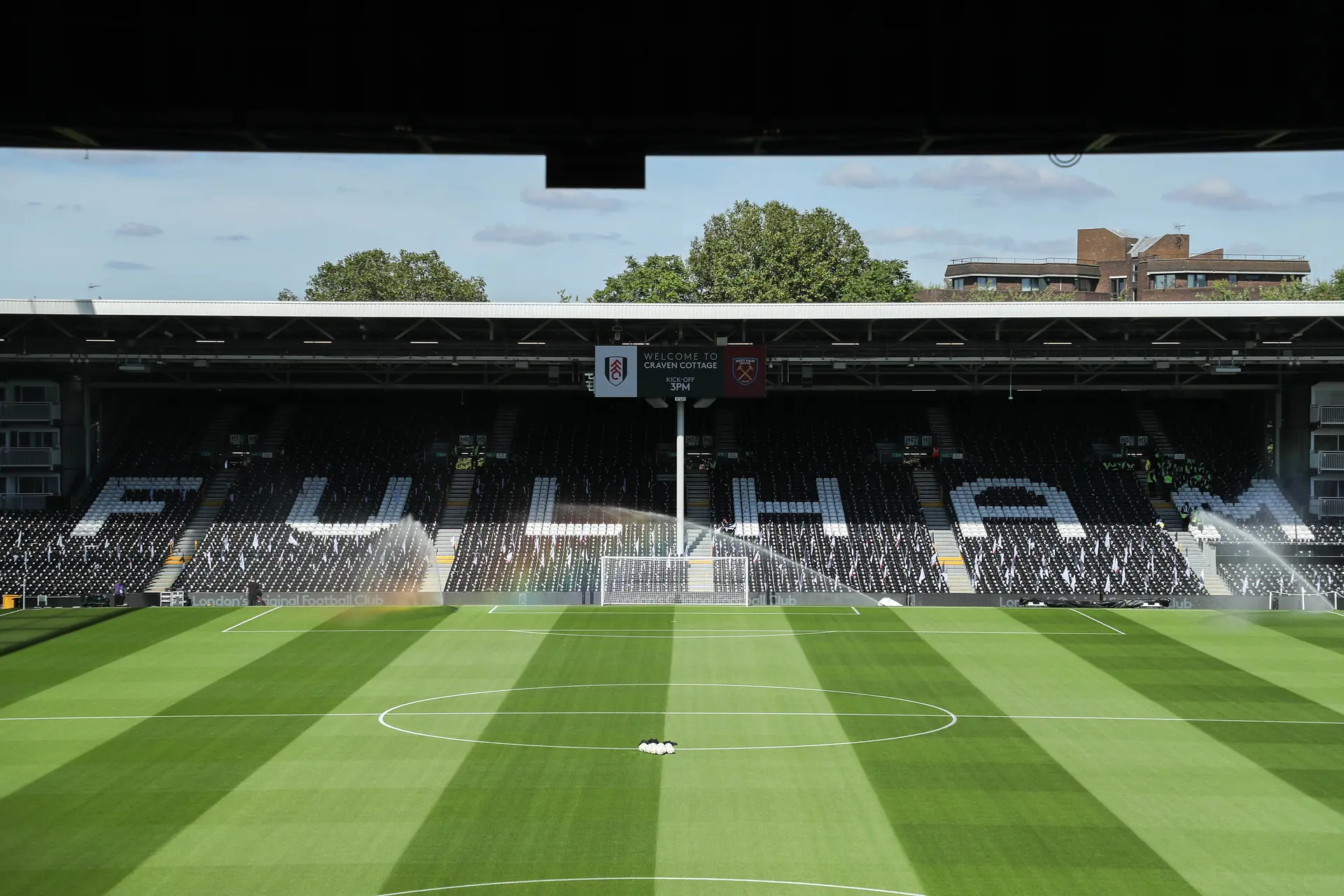 Craven Cottage: Gesamtansicht
