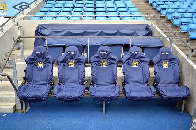 Etihad Stadium: el banquillo