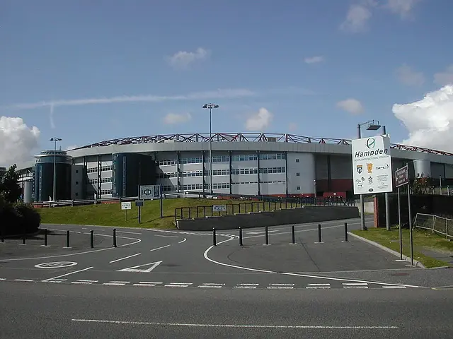 Hampden Park : l'extérieur du stade