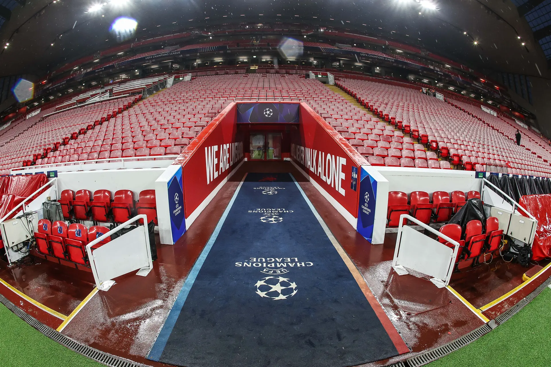 Anfield: Spielertunnel