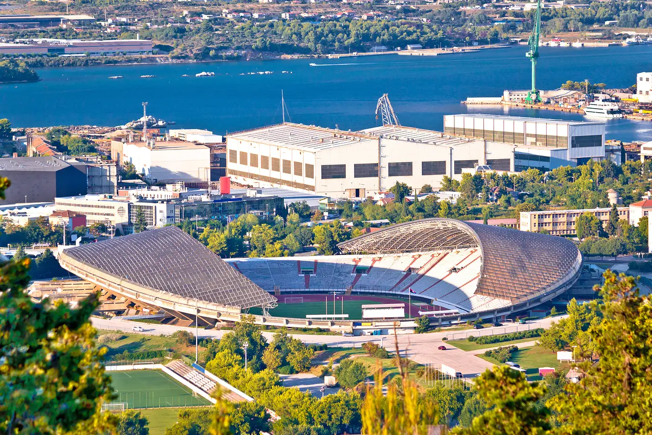 Stade Poljud : vue aérienne