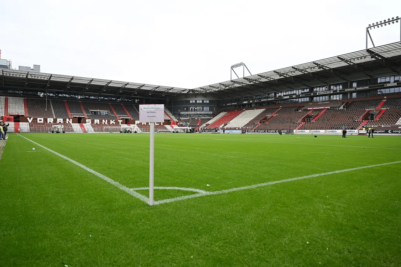 Millerntor-Stadion: das Stadioninnere