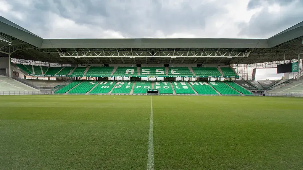 Stade Geoffroy-Guichard: the pitch